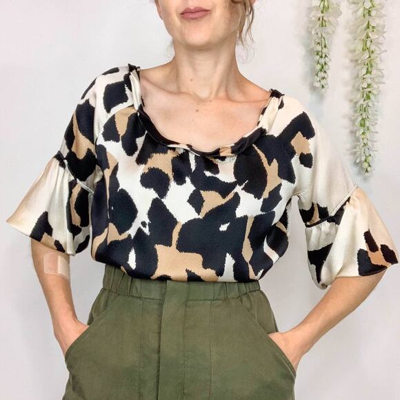 Roberto Cavalli Tops - ROBERTO CAVALLI satin silk animal print top balloon flared sleeve y2k 90s